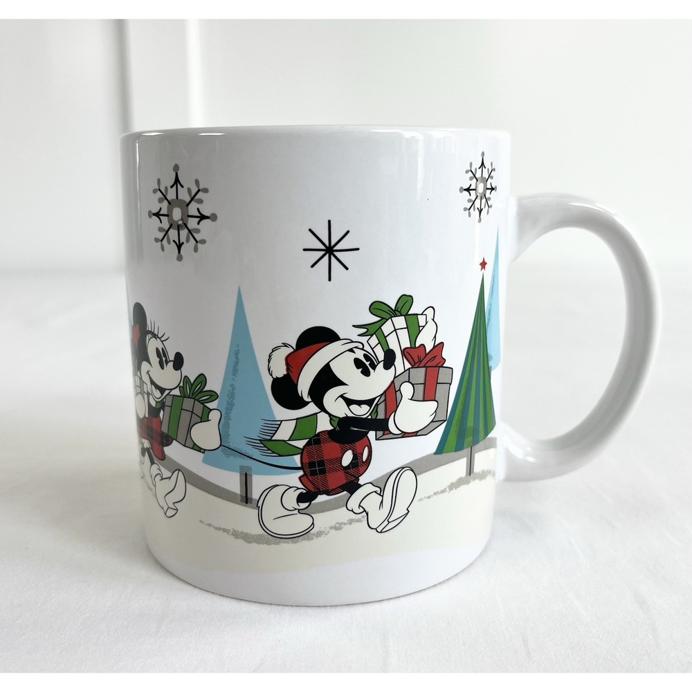 Disney Mickey Friends‎ Christmas 24oz Ceramic Mug Large Holiday Coffee Cup New